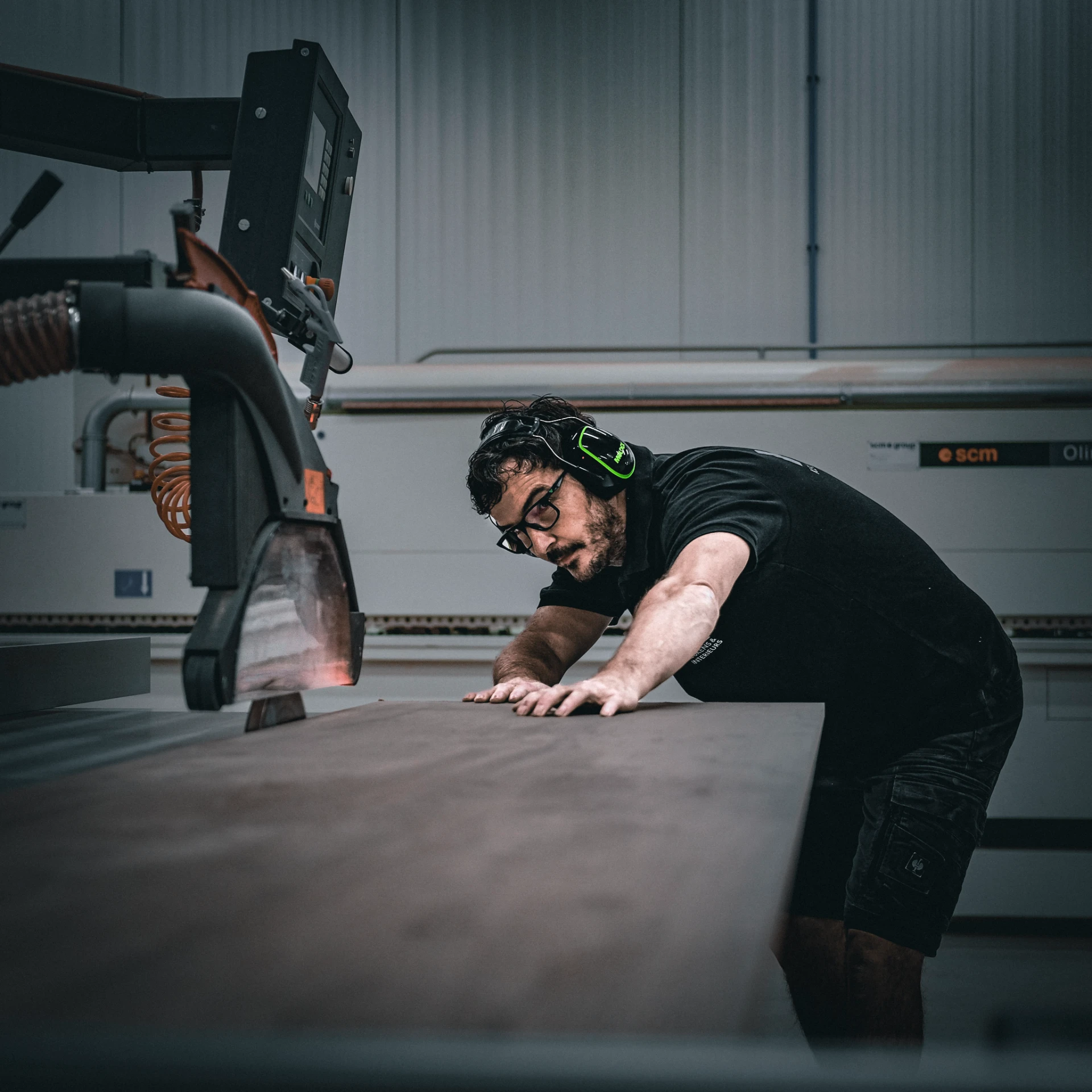 Henri zagen in werkplaats